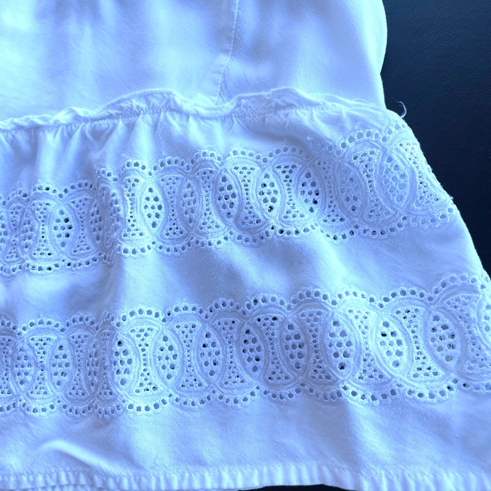Chic White Lace Women's Camisole‎ (NWOT) - Picture 6 of 10